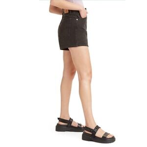 Levi's Women's High Waisted Mom Shorts‎ Black Denim Women's Size 31